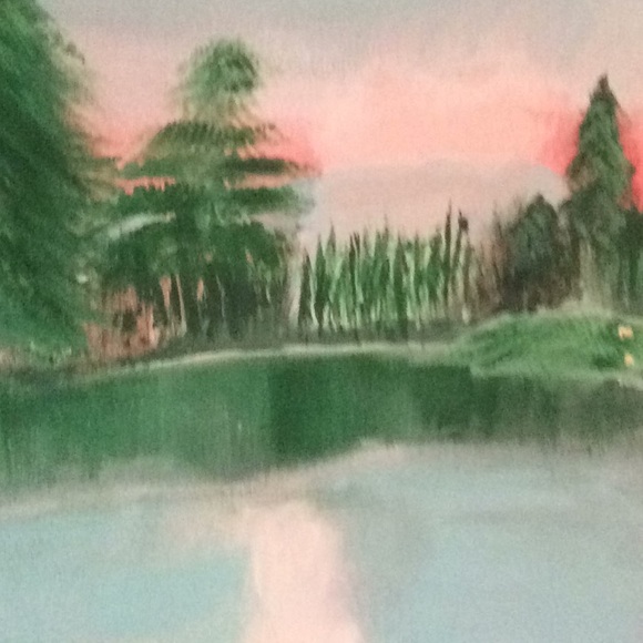 LAKESIDE RETREAT 🌲❤️ - Picture 2 of 4